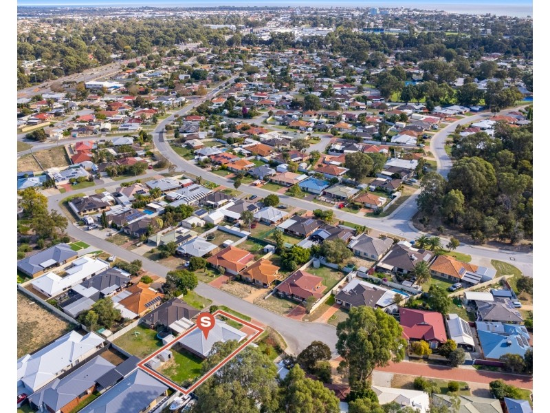 14 Cane Road, Greenfields WA 6210