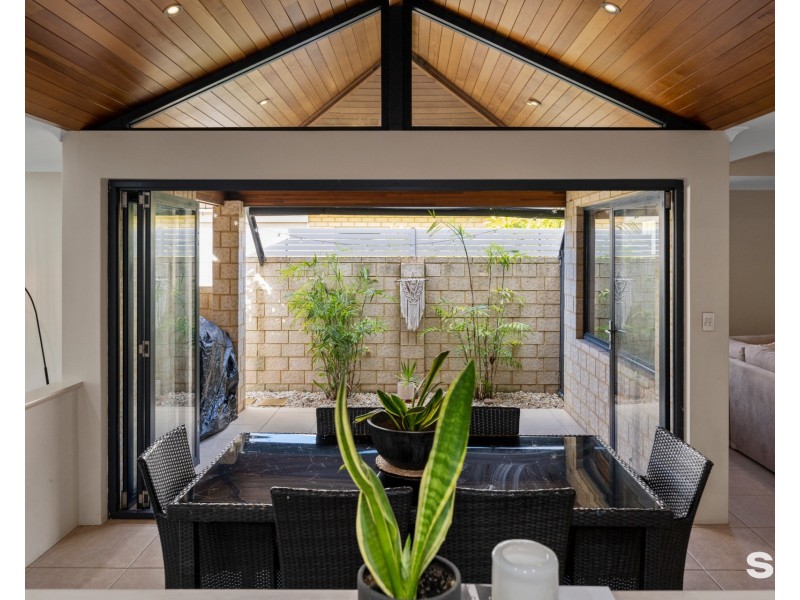 13 Frigate Way, Wannanup WA 6210