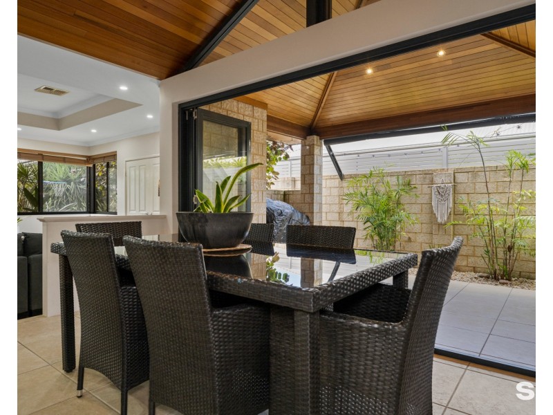 13 Frigate Way, Wannanup WA 6210