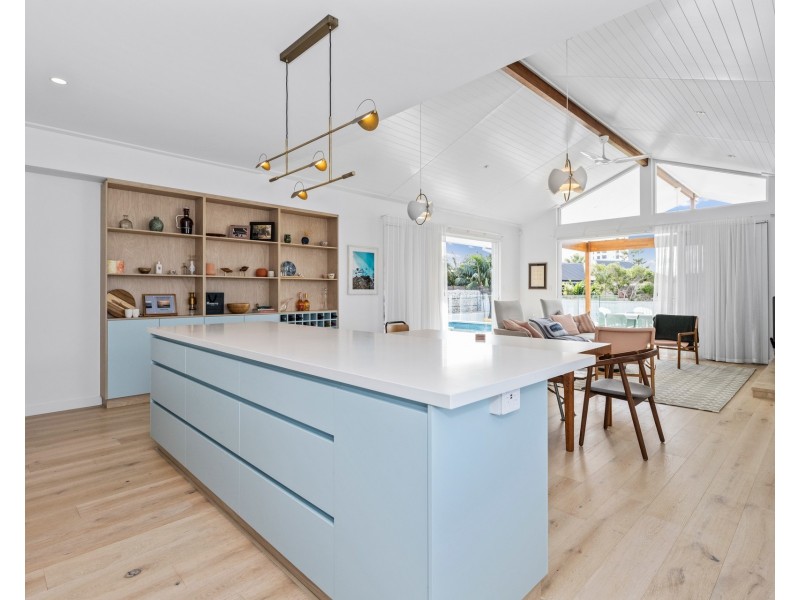 102 Leighton Road, Halls Head WA 6210
