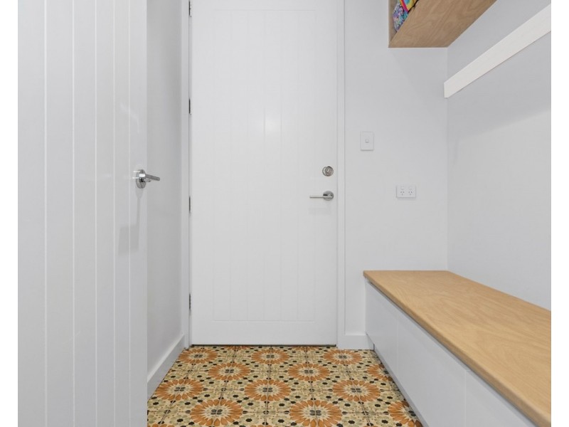 102 Leighton Road, Halls Head WA 6210