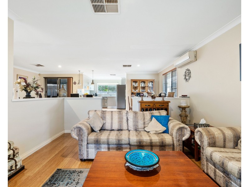 74 Walkington Way, Eden Hill WA 6054