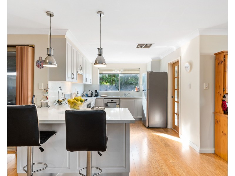 74 Walkington Way, Eden Hill WA 6054