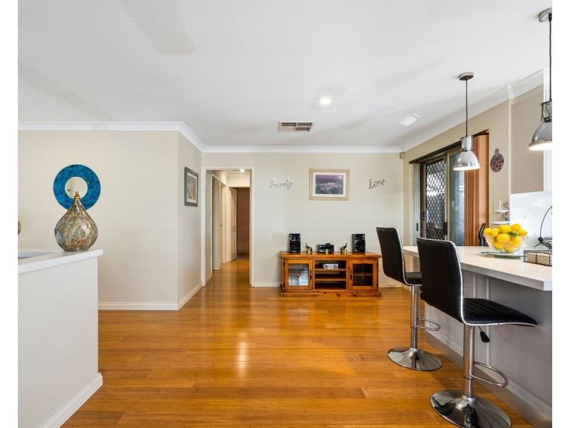 74 Walkington Way, Eden Hill WA 6054