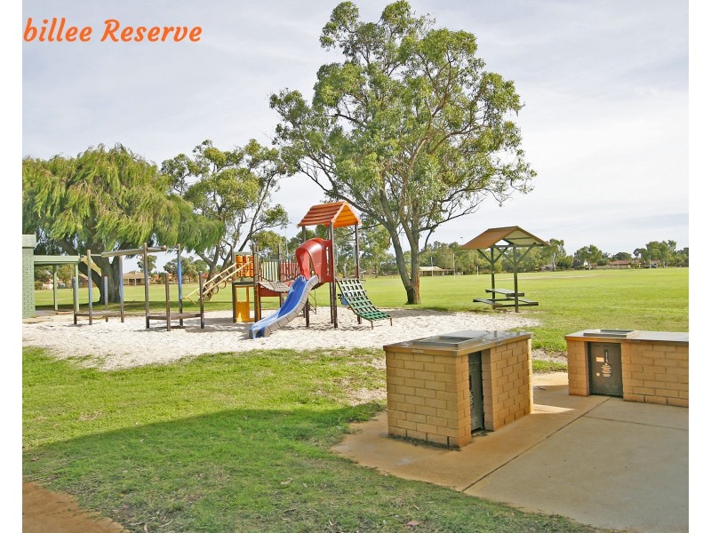 74 Walkington Way, Eden Hill WA 6054