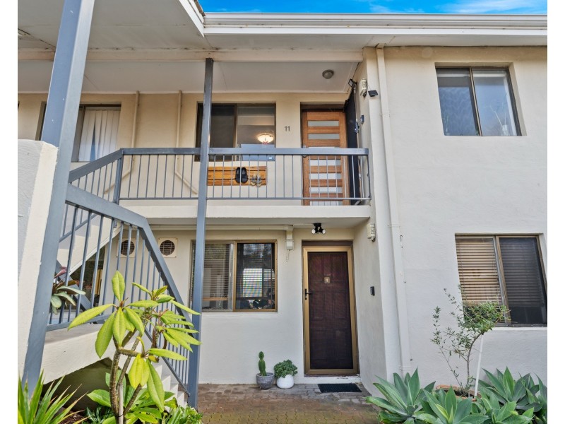 11/24 Halls Head Parade, Halls Head WA 6210