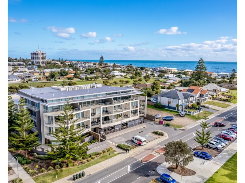 11/24 Halls Head Parade, Halls Head WA 6210