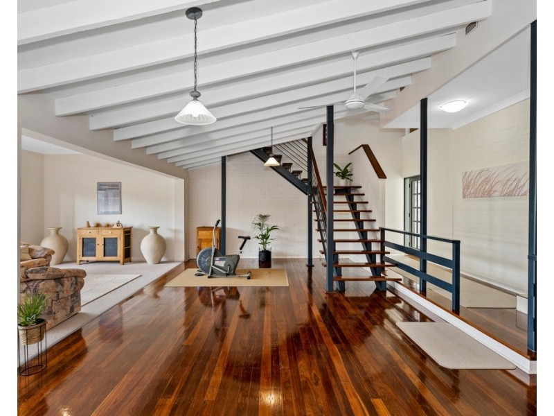 13 Hill Street, Halls Head WA 6210