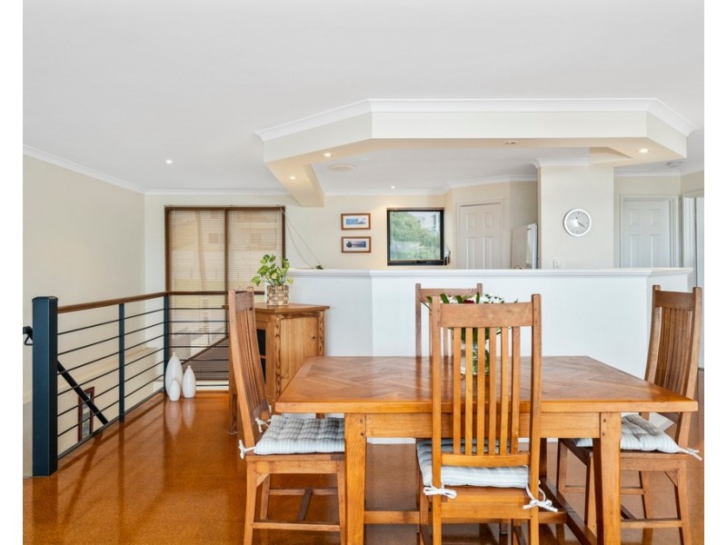 13 Hill Street, Halls Head WA 6210