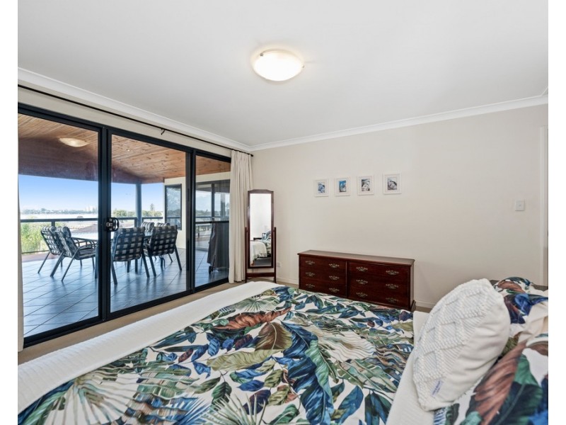 13 Hill Street, Halls Head WA 6210