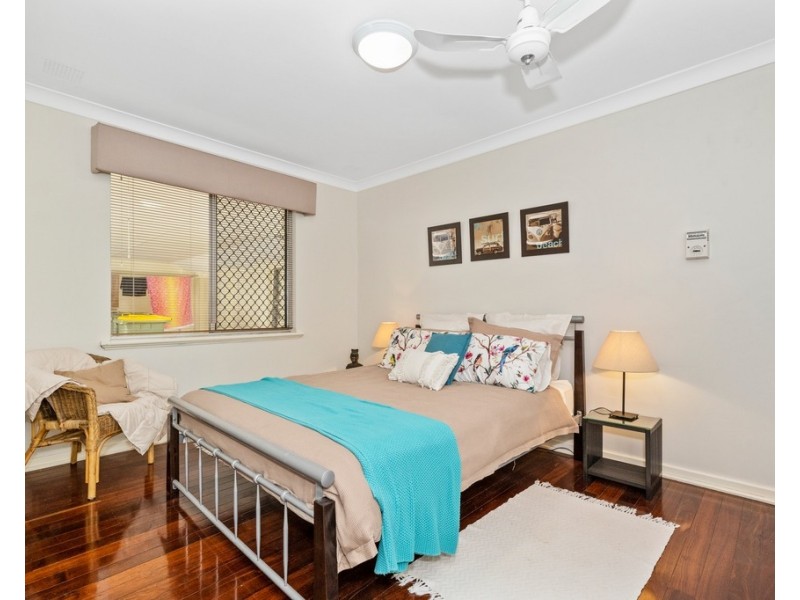 13 Hill Street, Halls Head WA 6210