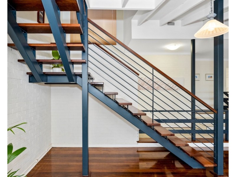 13 Hill Street, Halls Head WA 6210