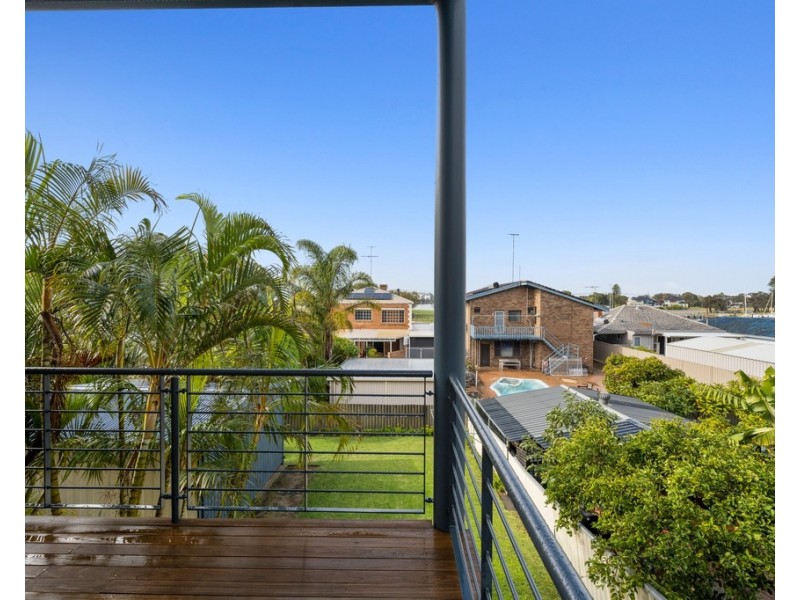 13 Hill Street, Halls Head WA 6210