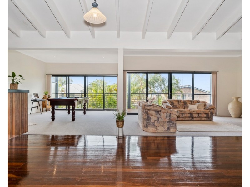 13 Hill Street, Halls Head WA 6210