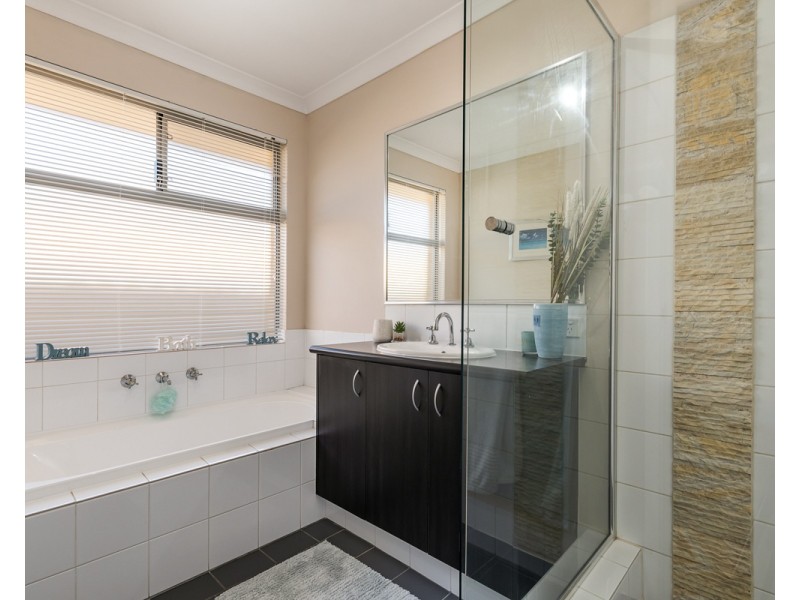 150 Benenden Avenue, Butler WA 6036