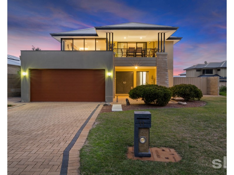 11 Sanddune Way, Wannanup WA 6210