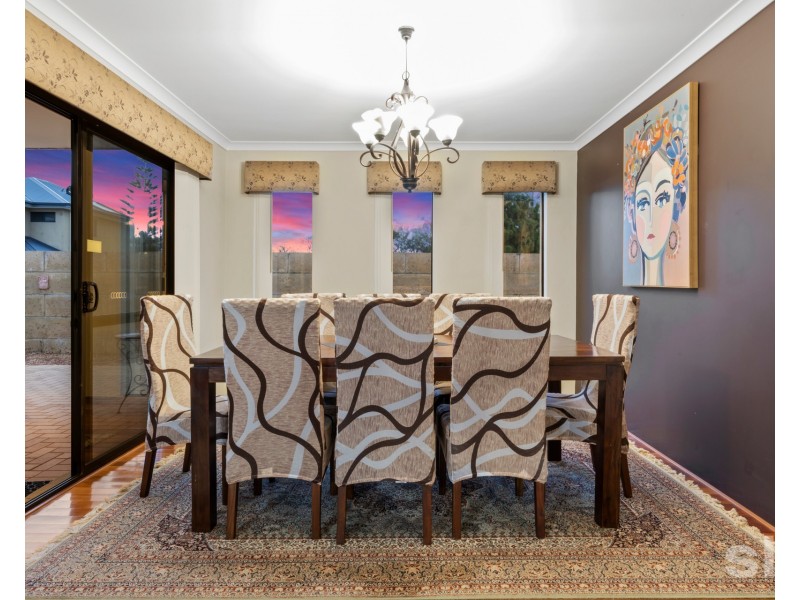 11 Sanddune Way, Wannanup WA 6210