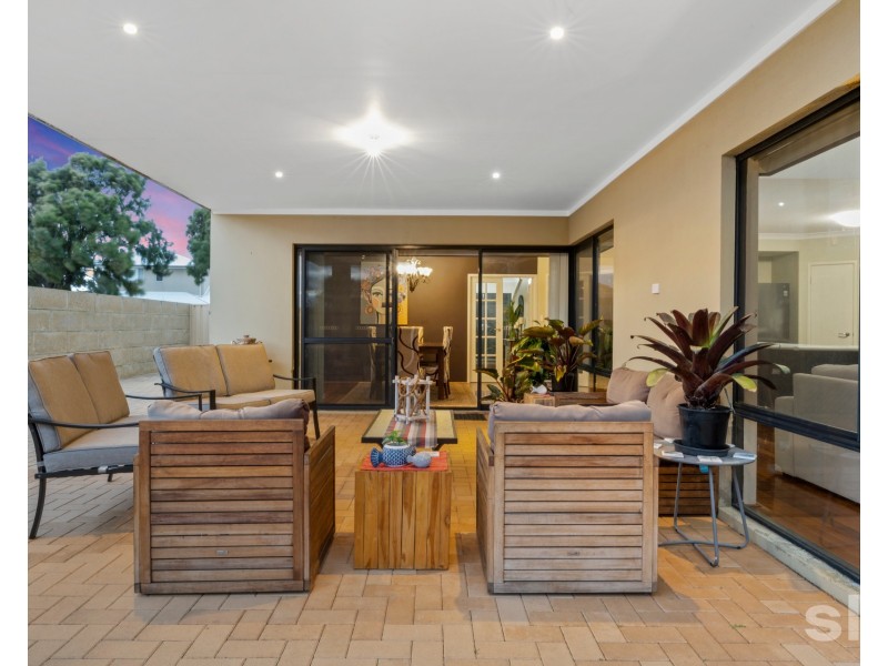 11 Sanddune Way, Wannanup WA 6210