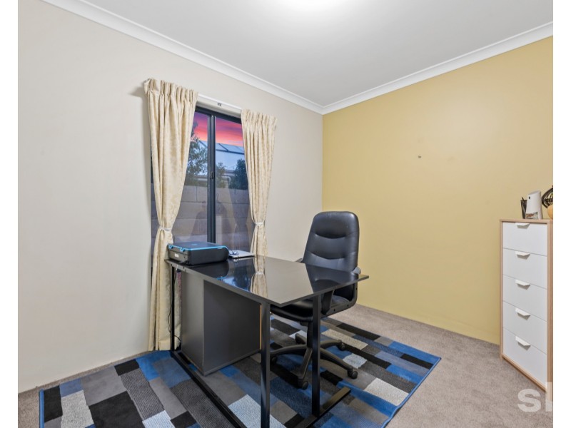 11 Sanddune Way, Wannanup WA 6210