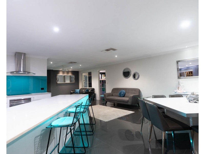 41 Talus Drive, Mount Richon WA 6112