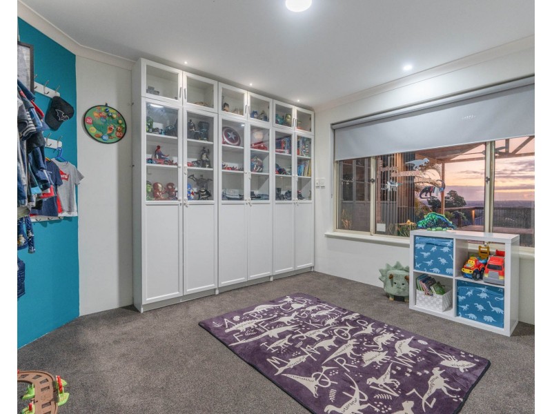 41 Talus Drive, Mount Richon WA 6112