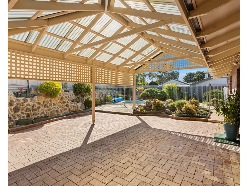 27 Okely Road, Carine WA 6020