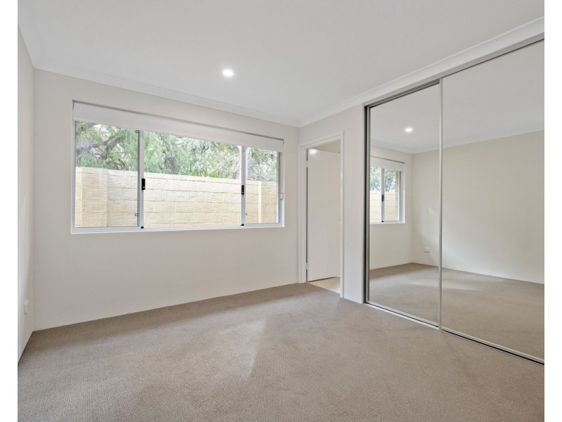 4/26 Bushlark Turn, Erskine WA 6210