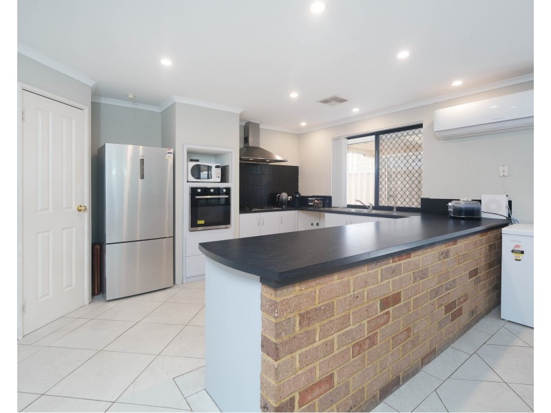 60 Bennett Street, Caversham WA 6055