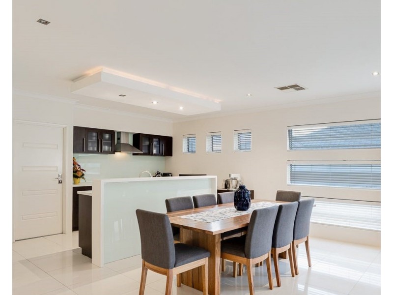 19 Dugong View, Yangebup WA 6164