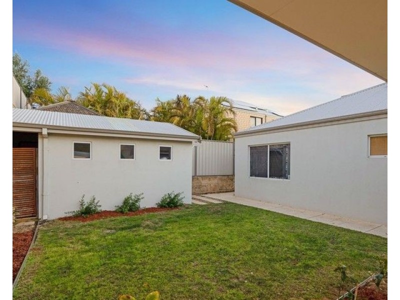 19 Dugong View, Yangebup WA 6164