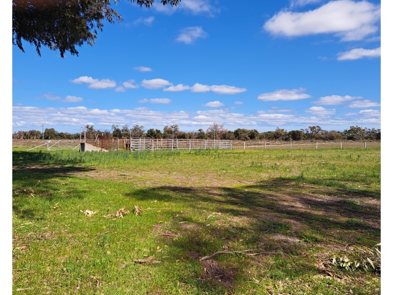 241 Strickland Road, Bambun WA 6503