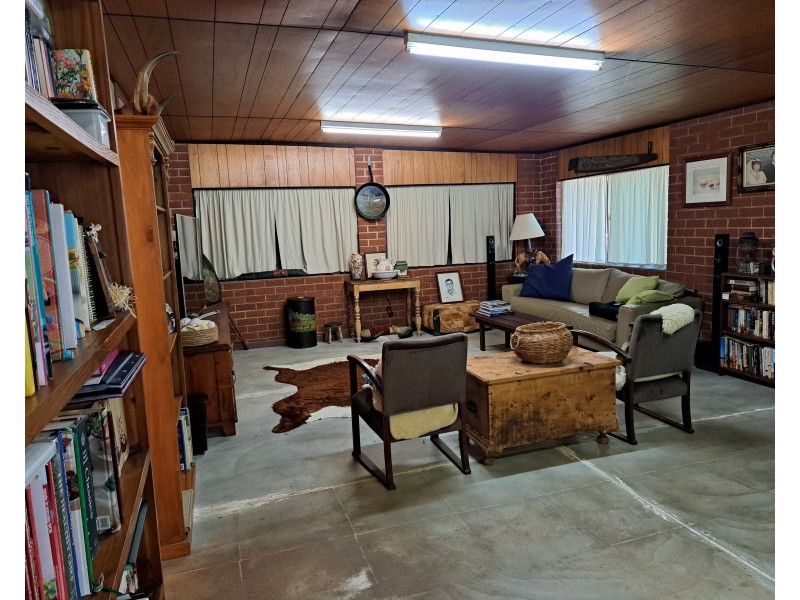 241 Strickland Road, Bambun WA 6503