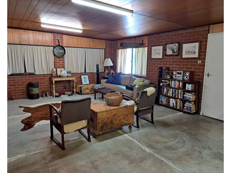 241 Strickland Road, Bambun WA 6503