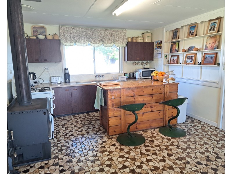 241 Strickland Road, Bambun WA 6503