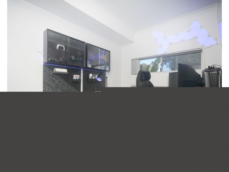 8B Crellin Way, Cloverdale WA 6105