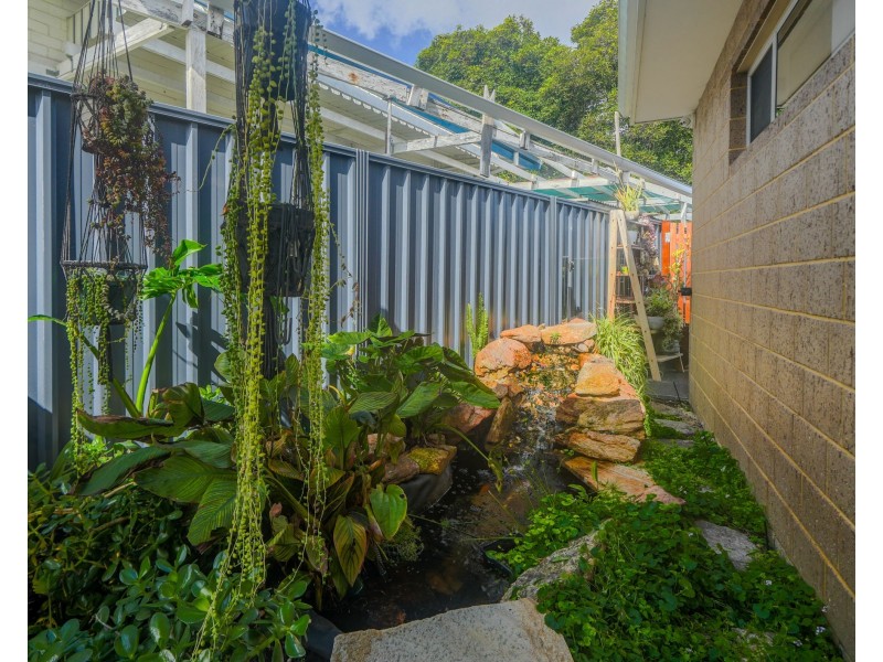 8B Crellin Way, Cloverdale WA 6105