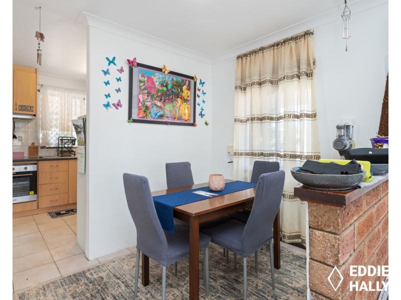 16 Tarndale Way, South Lake WA 6164
