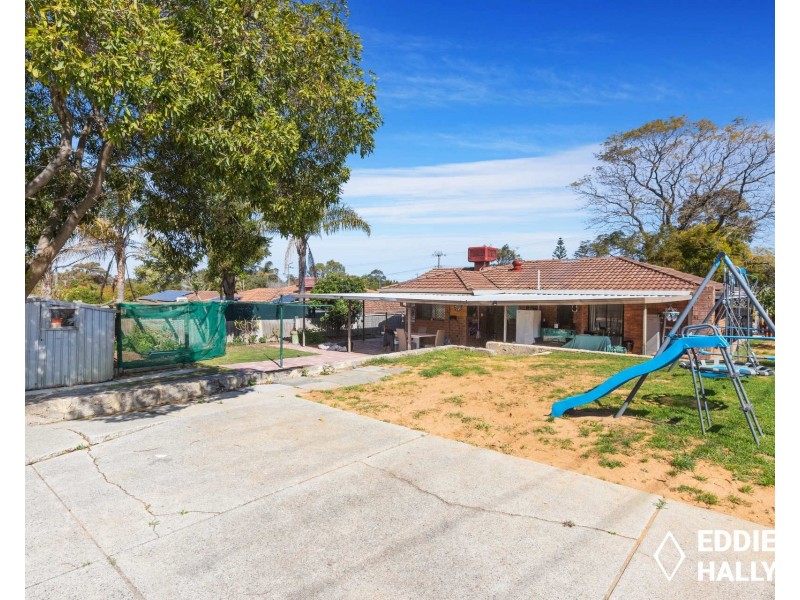 16 Tarndale Way, South Lake WA 6164