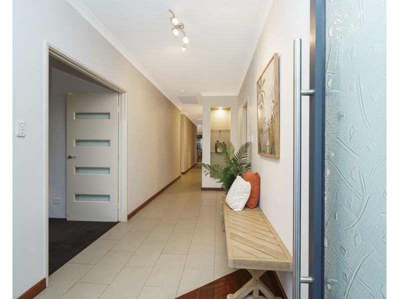 45 Pavilion Circle, The Vines WA 6069