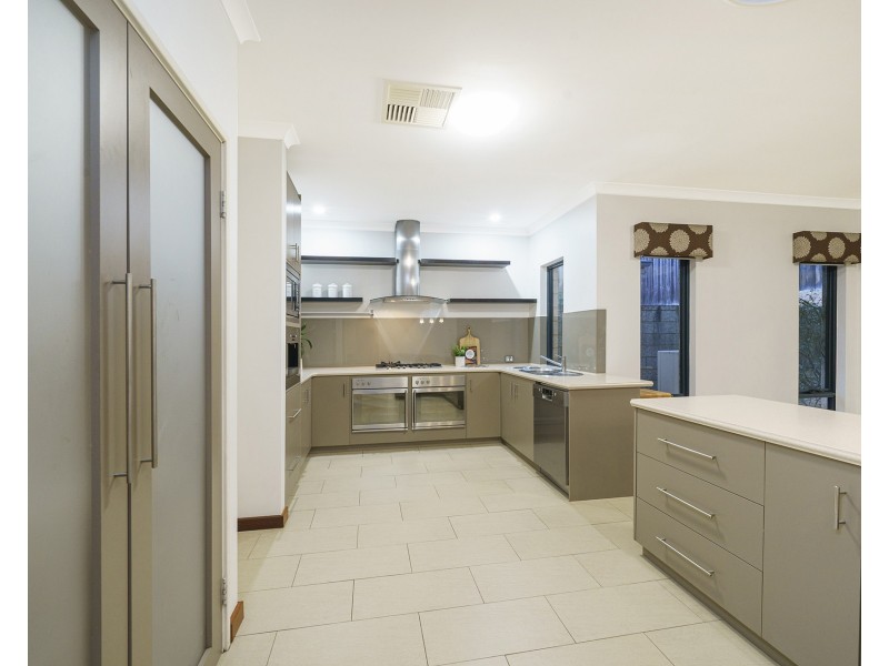 45 Pavilion Circle, The Vines WA 6069