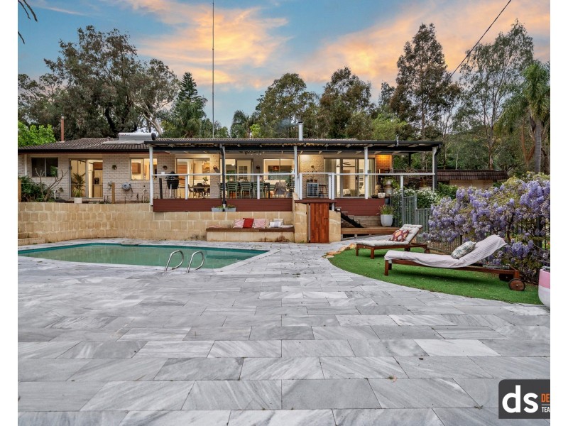 110 Connell Avenue, Martin WA 6110