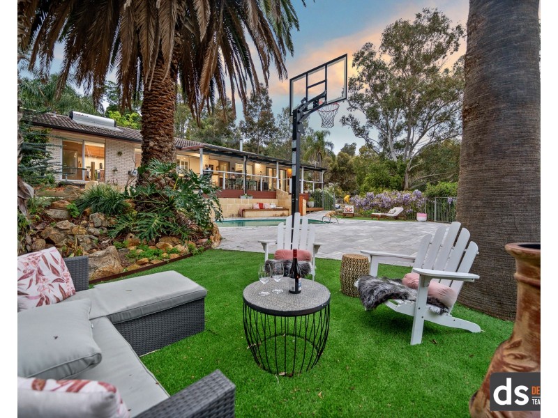 110 Connell Avenue, Martin WA 6110