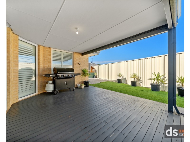 28 Floresta Street, Sinagra WA 6065