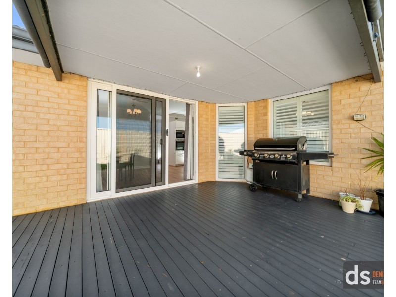 28 Floresta Street, Sinagra WA 6065