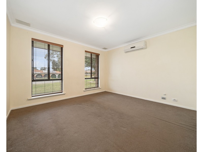 59 Brockmill Avenue, Beechboro WA 6063