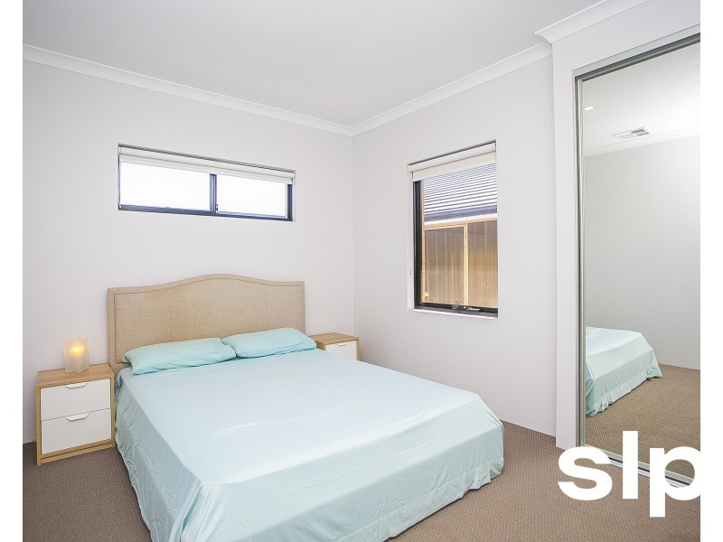 30 Wimbledon Drive, Piara Waters WA 6112