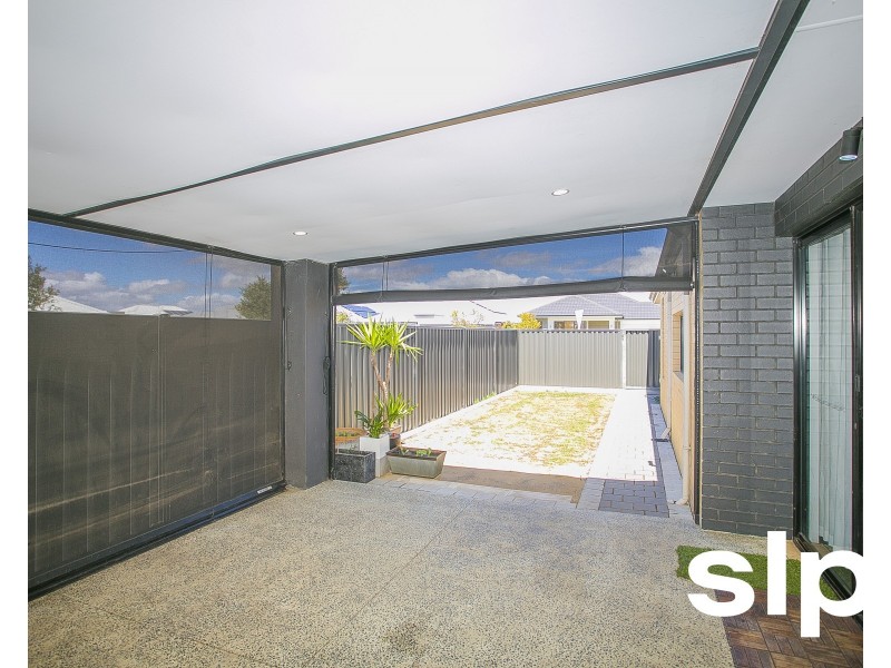 30 Wimbledon Drive, Piara Waters WA 6112