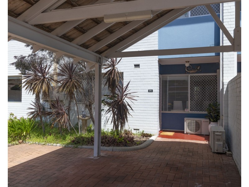 24C Casserley Avenue, Girrawheen WA 6064
