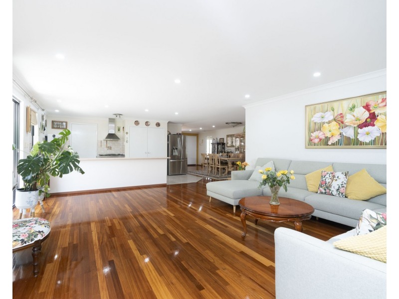 54 Bennett Street, Caversham WA 6055