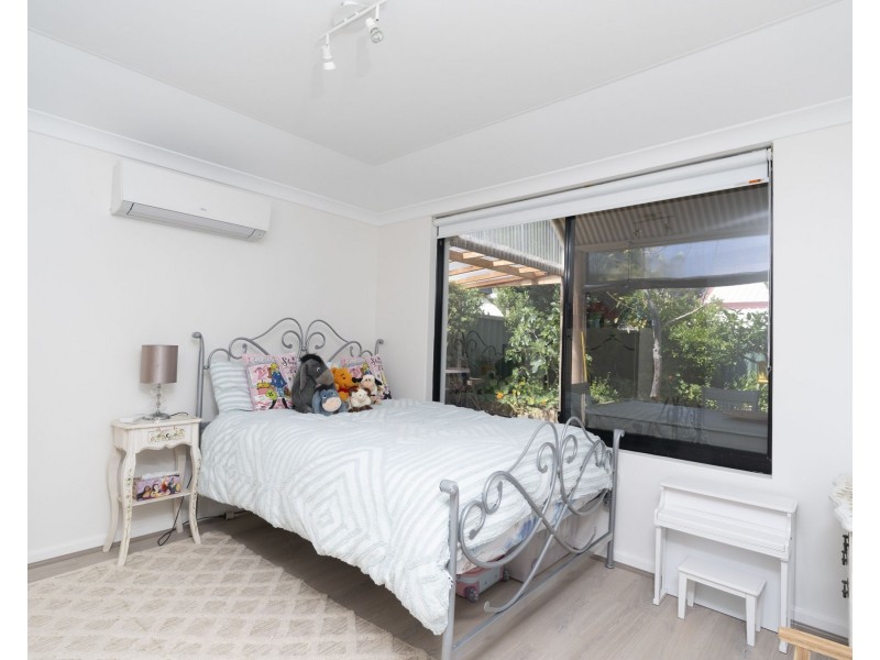 54 Bennett Street, Caversham WA 6055